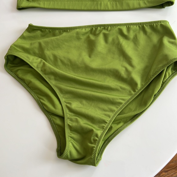 VS Pink bathing suit - Picture 3 of 5